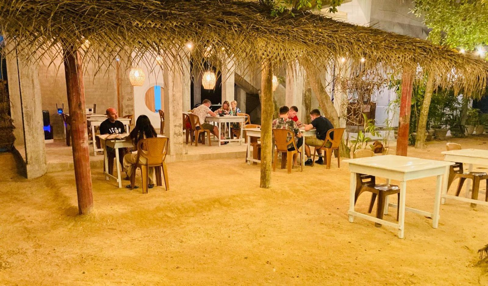 Seashore Mirissa Ngoại thất bức ảnh